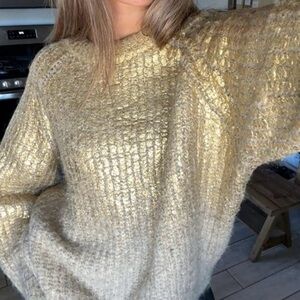 Zara Gold Women's Chunky Knit Sweater